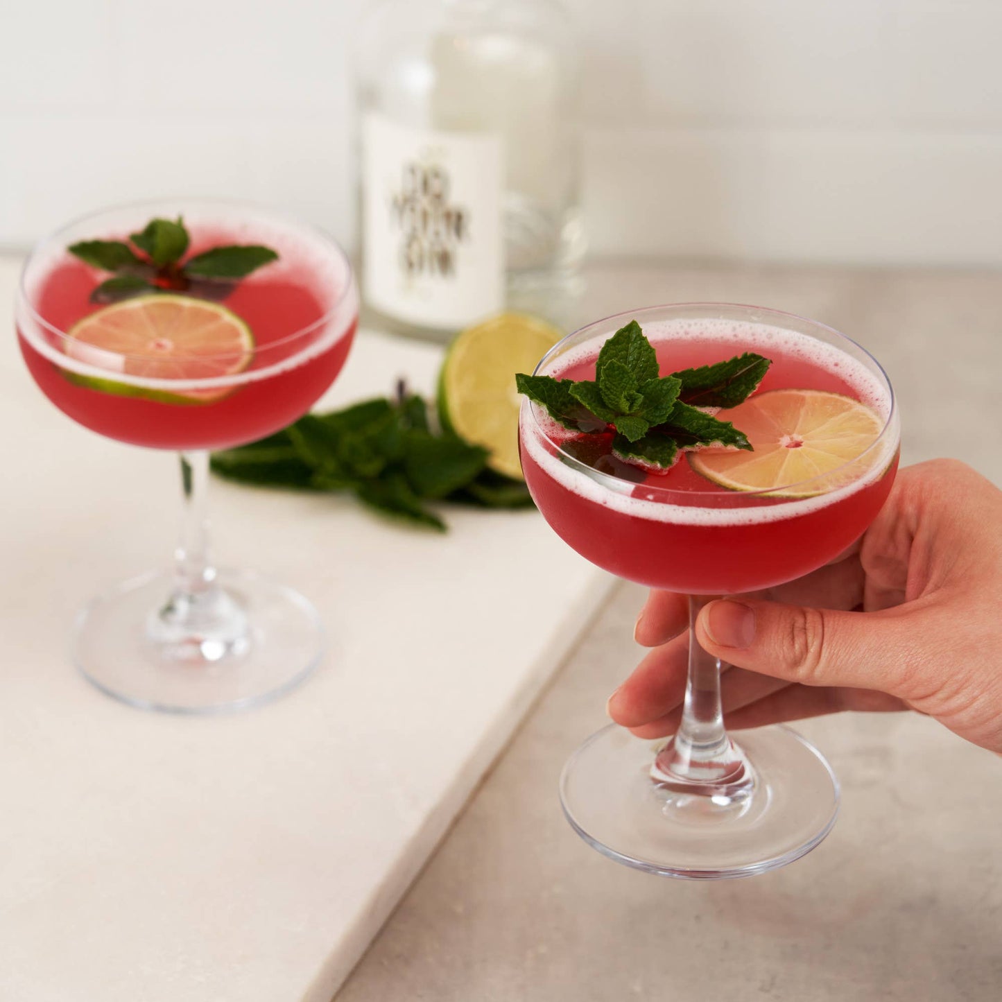 Coupe 7 oz Cocktail Glasses - TRUE - Set of 4