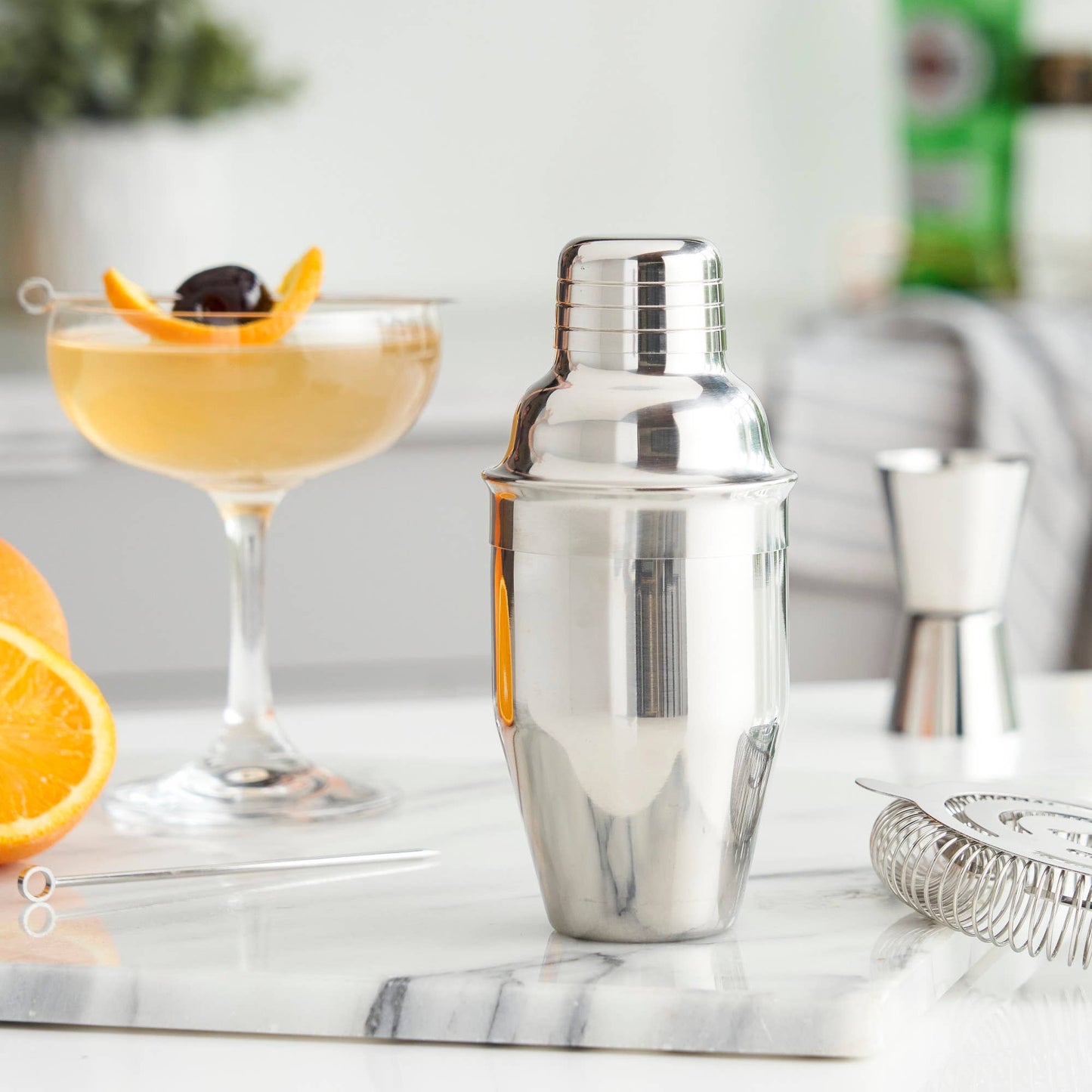 Contour Stainless Steel Cocktail Shaker - TRUE - ASSORTED SIZES