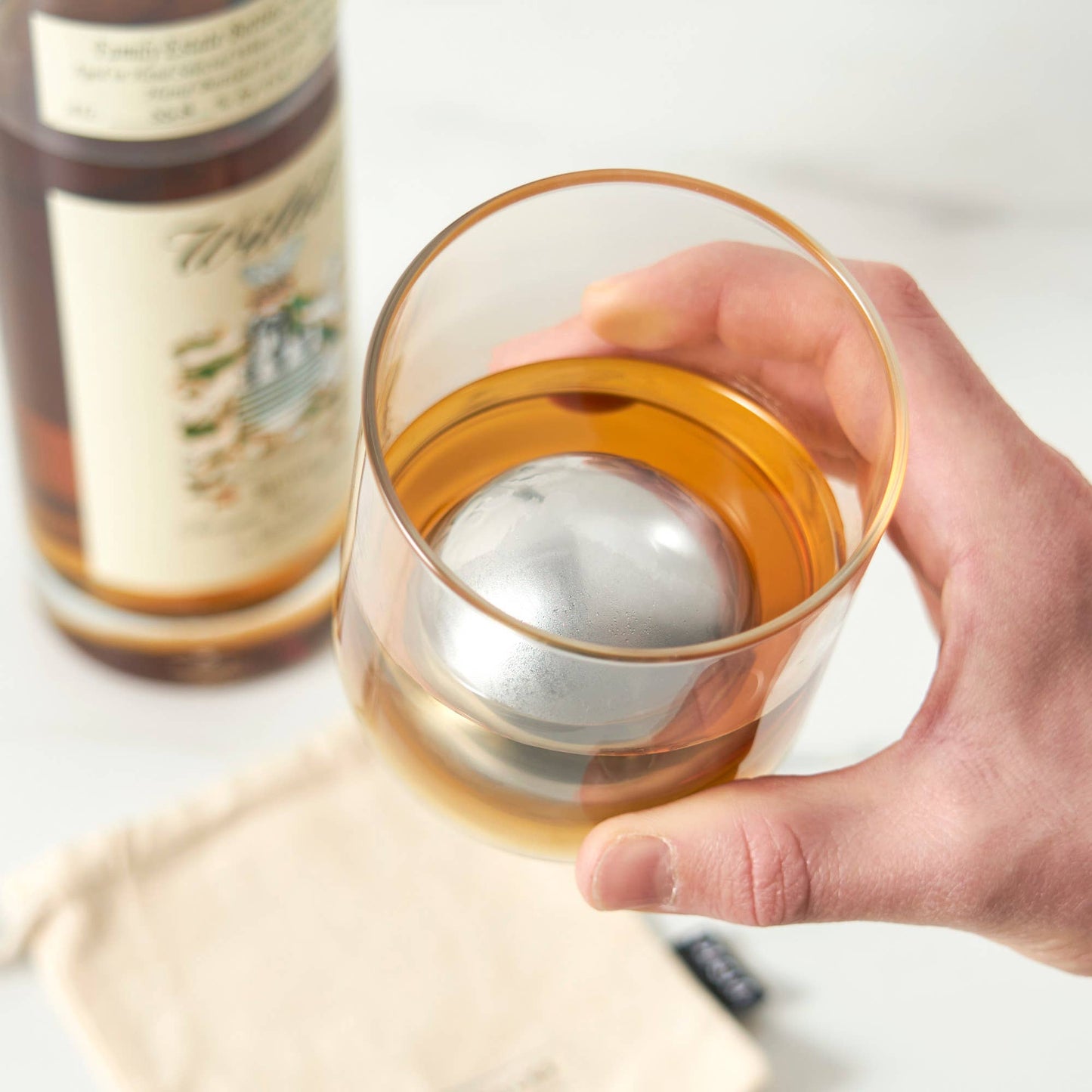 Glacier Rocks® Large Stainless Steel Whiskey Ball - Viski