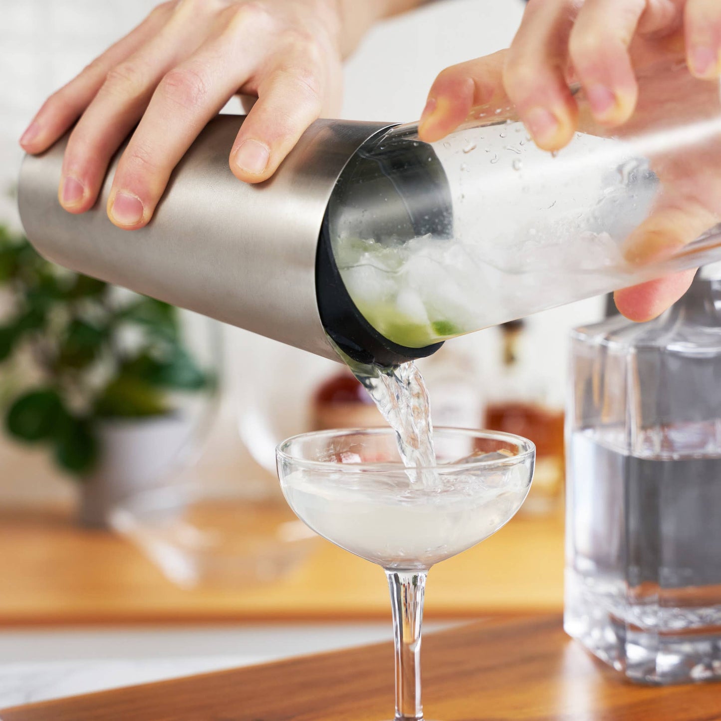 Barkeep Boston Shaker w Stainless Steel Tin and Mixing Glass - TRUE