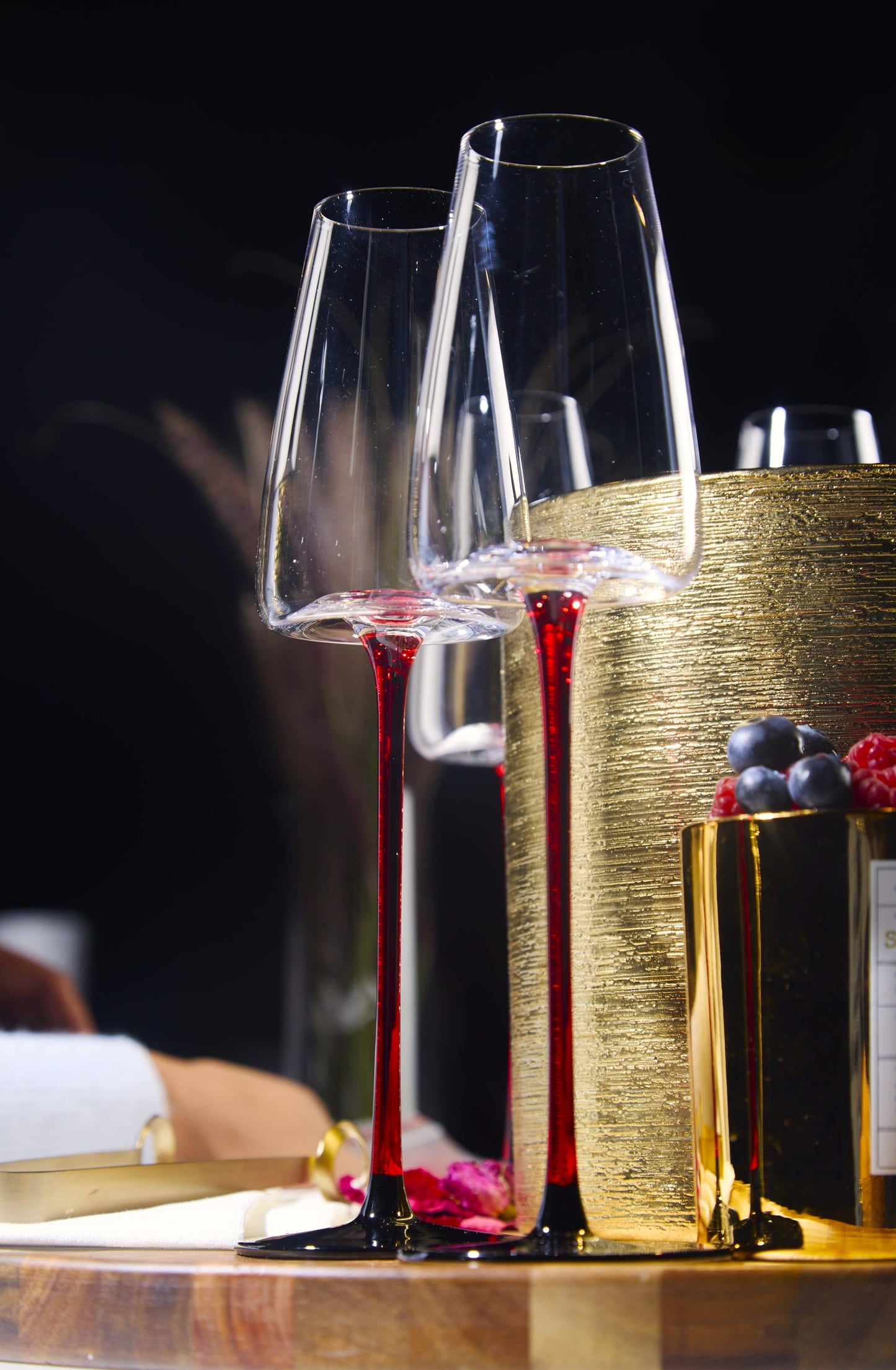 Concave Champagne Glasses - Lemonsoda - 9oz